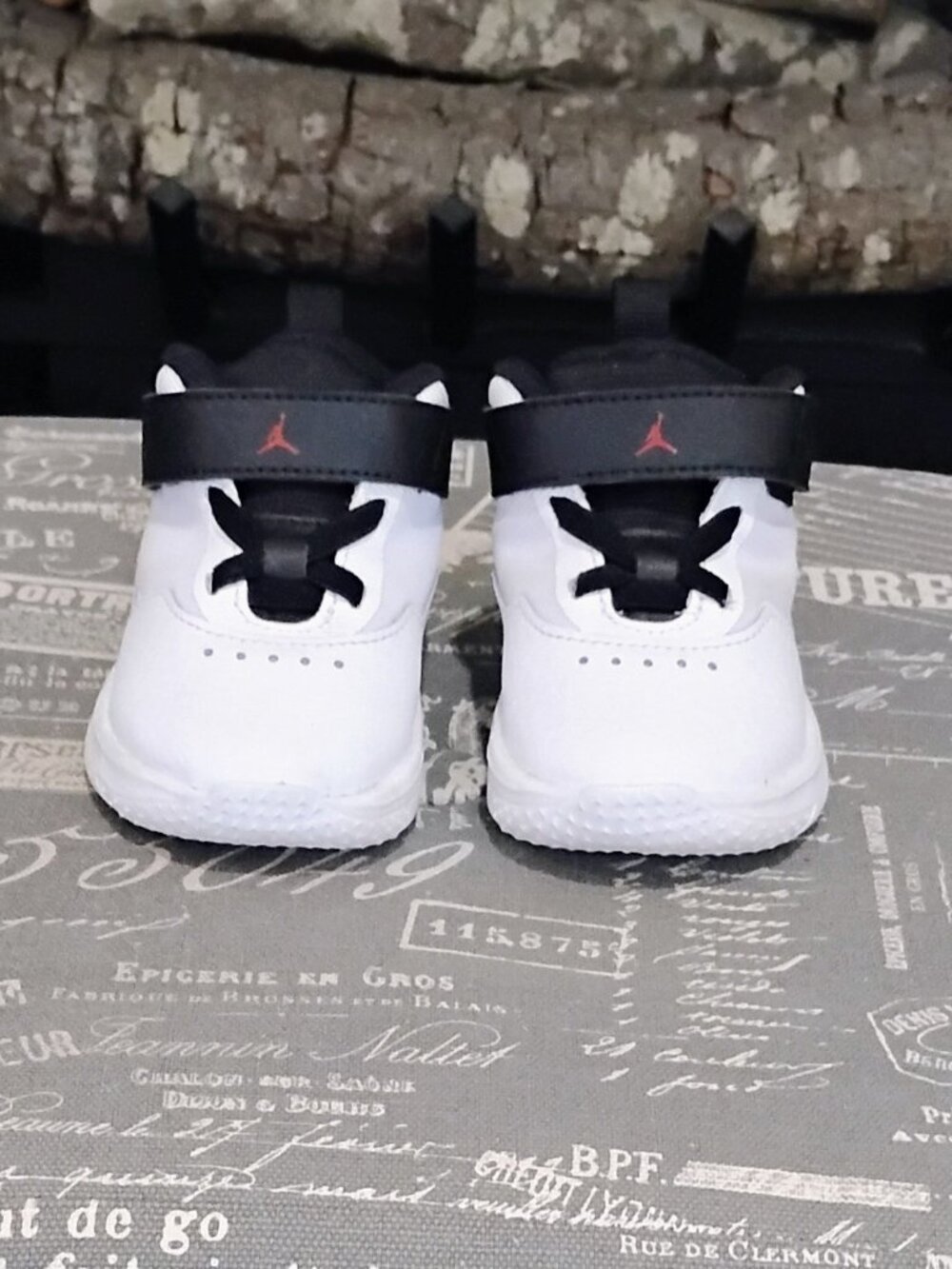 Kids Air Jordan Flight Sneakers